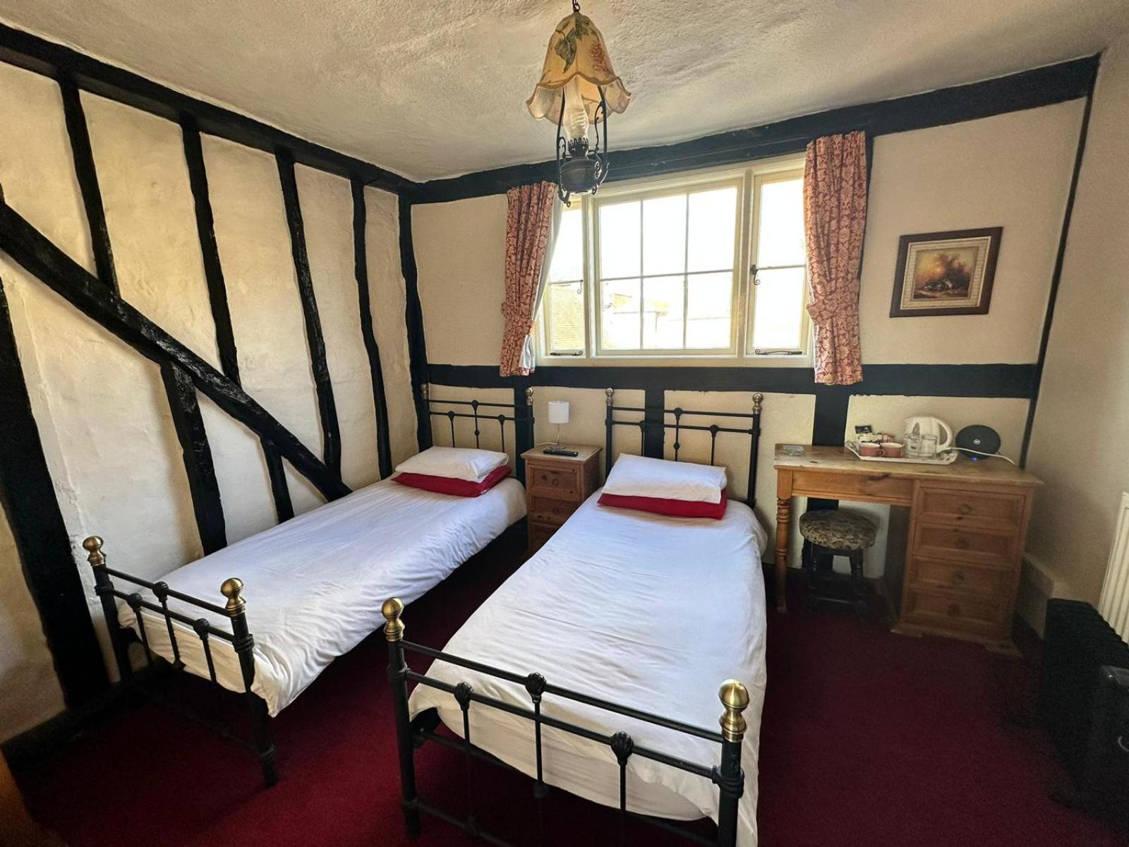 Farriers Arms * Worcester